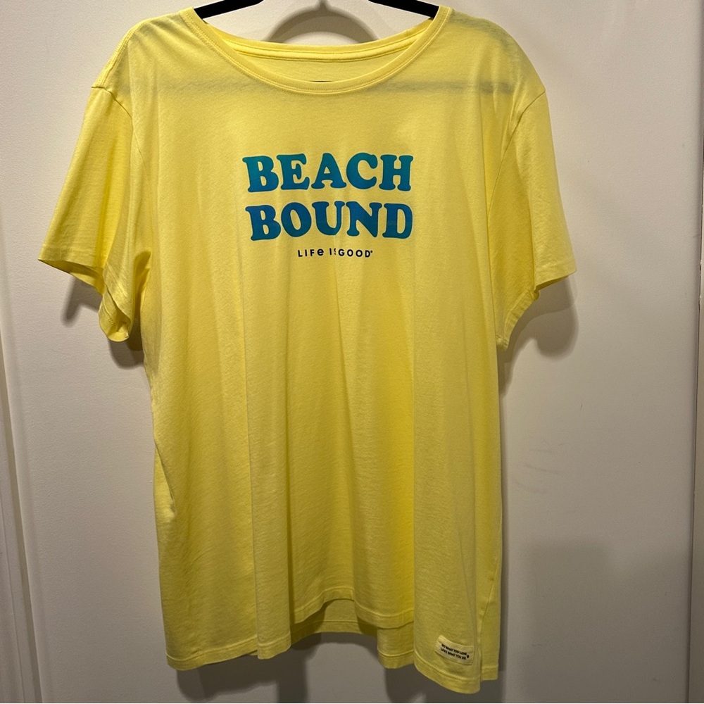 Life Is Good Yellow Tee with Blue 'Beach Bound' Print XXL